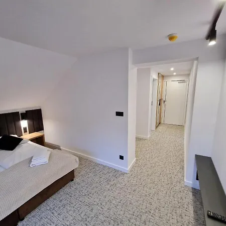 Sniezynka 3*