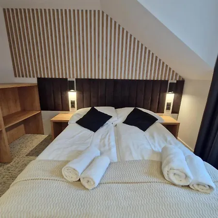 Bed & Breakfast Sniezynka *